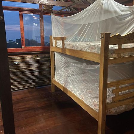 Colibri Hostal มินกา ภายนอก รูปภาพ